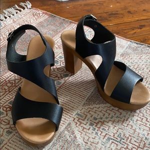 Eric Michael leather Ginger sandal in black